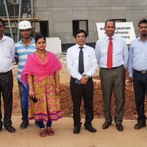 Exploring collaboration opportunities in visit to India foot-and-mouth disease research&nbsp;facility